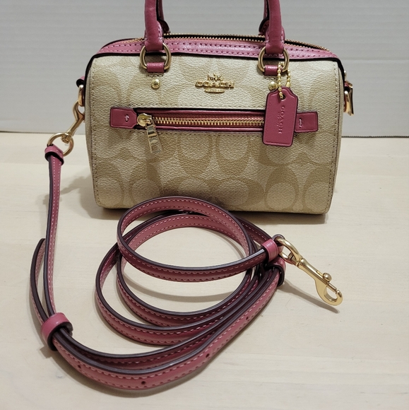 Coach Mini Rowan - Picture 6 of 7